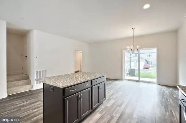 Mechanicsburg, PA 17055,105 MADISON DR