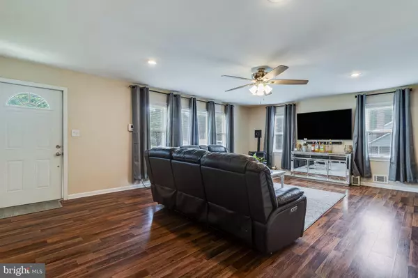 La Plata, MD 20646,104 W HAWTHORNE DR