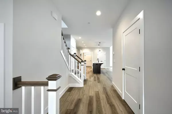 Mechanicsburg, PA 17055,107 MADISON DR