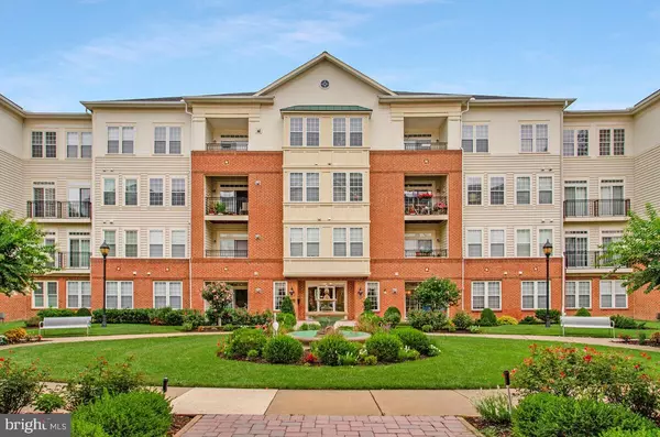 2530 KENSINGTON GDNS #402, Ellicott City, MD 21043