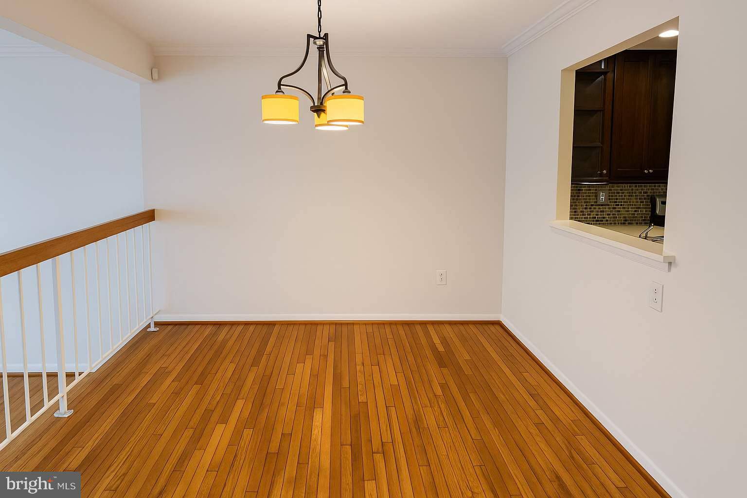 Bethesda, MD 20814,5105 KING CHARLES WAY