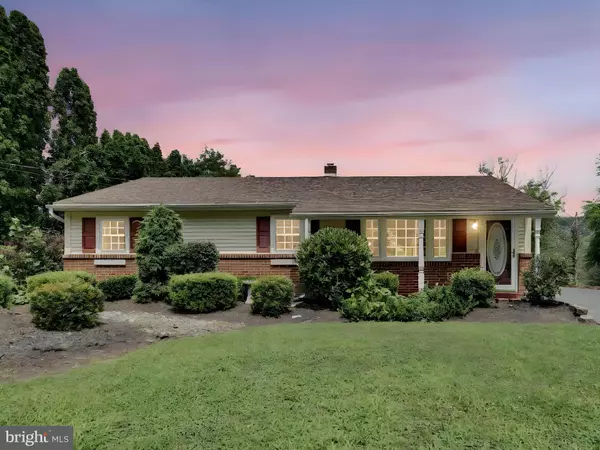 118 DONALD AVE, Pottsville, PA 17901