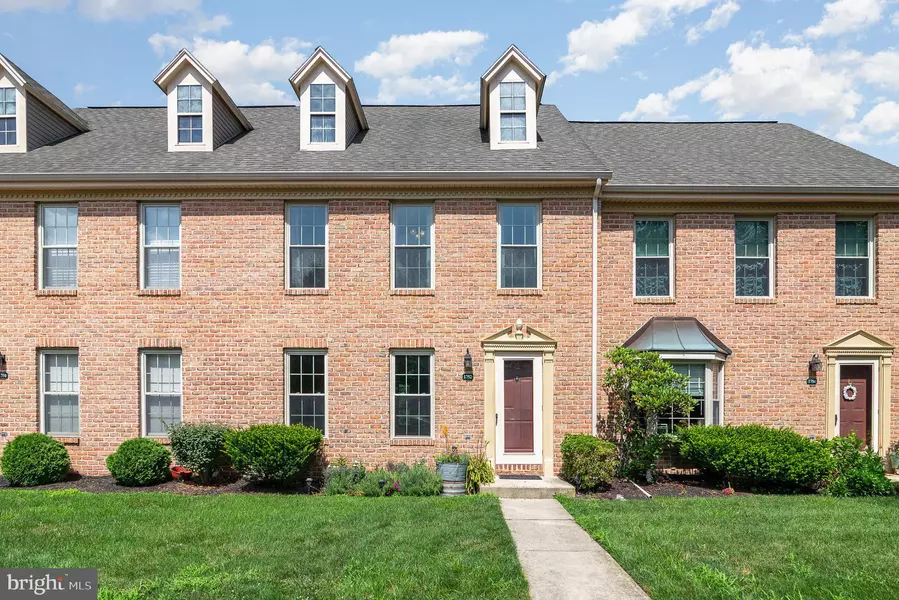 1752 PEYTON RANDOLPH CT, New Cumberland, PA 17070