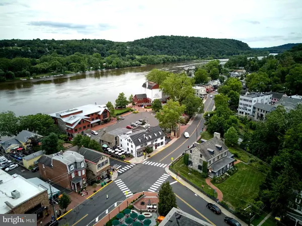New Hope, PA 18938,76 S MAIN ST