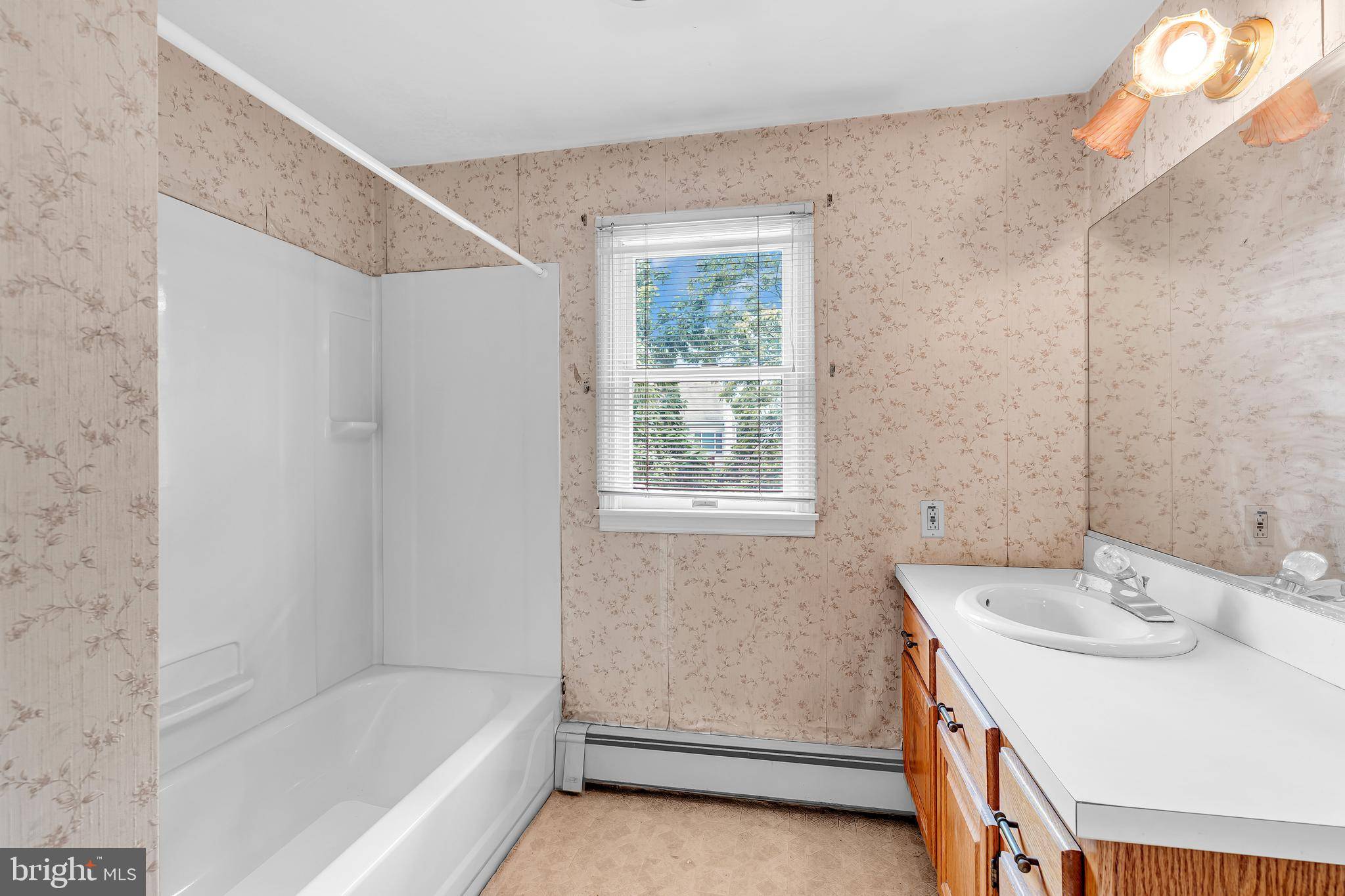 Trenton, NJ 08610,26 KENWOOD TER