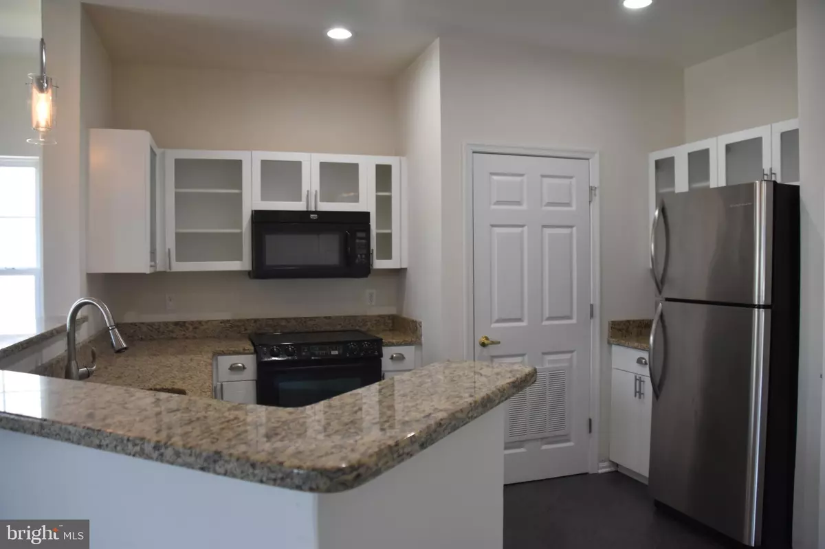 Suitland, MD 20746,3032 BELLAMY WAY #5