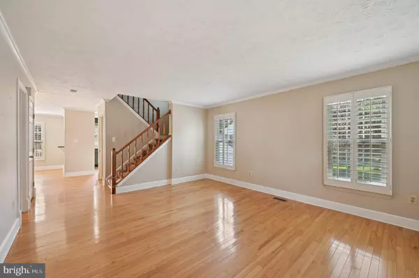 Columbia, MD 21045,6314 ROAN STALLION LN