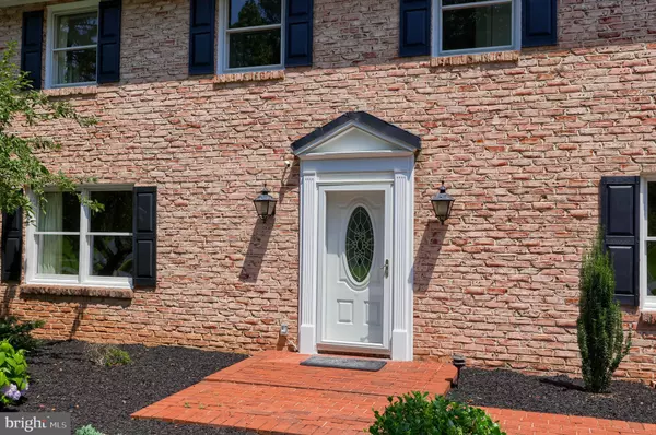 York, PA 17404,1005 GLENEAGLES DR