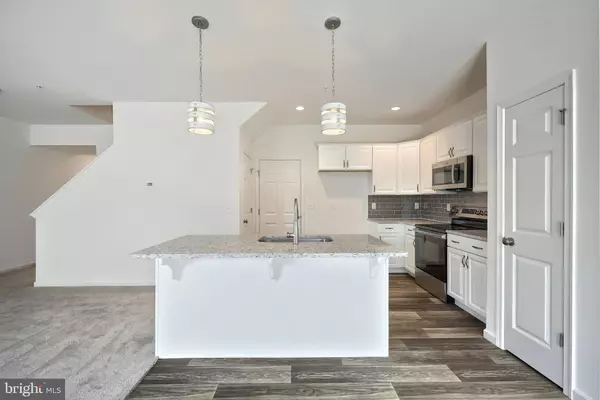 Harrisburg, PA 17112,7863 BRIARWOOD DR