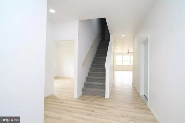 Bellefonte, PA 16823,292 MEADOW FLOWER CIR