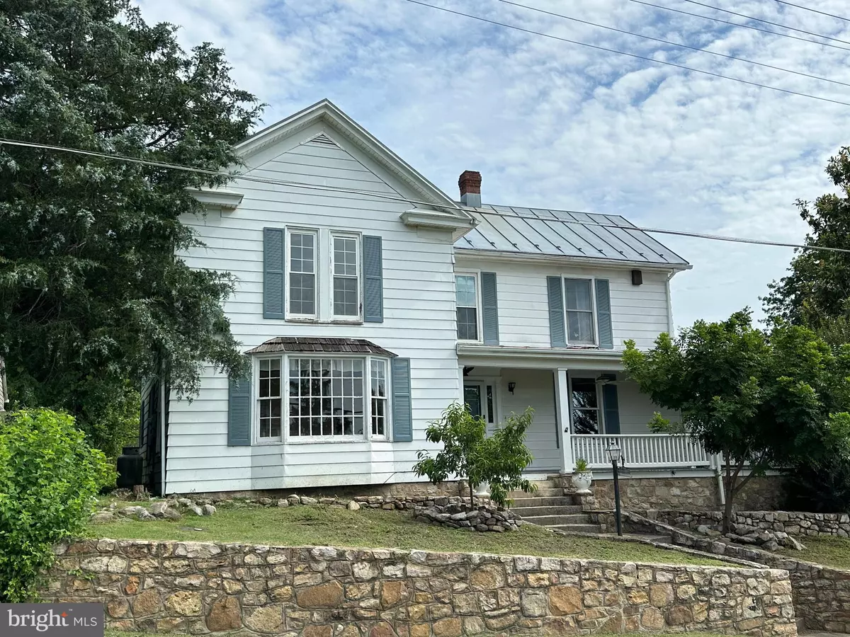 Luray, VA 22835,422 MECHANIC ST