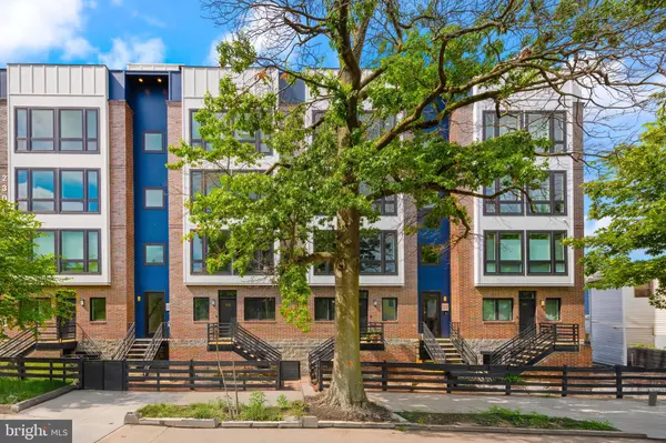 Washington, DC 20020,2305 NICHOLSON ST SE #402