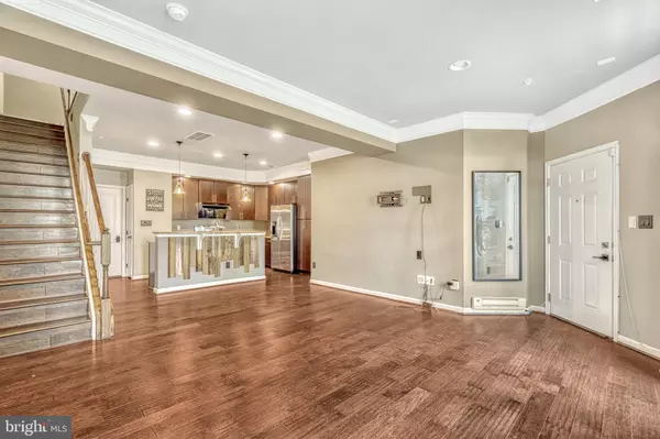 Sterling, VA 20166,24678 FOOTED RIDGE TER