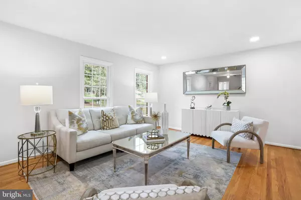 Fairfax, VA 22032,4908 GADSEN DR