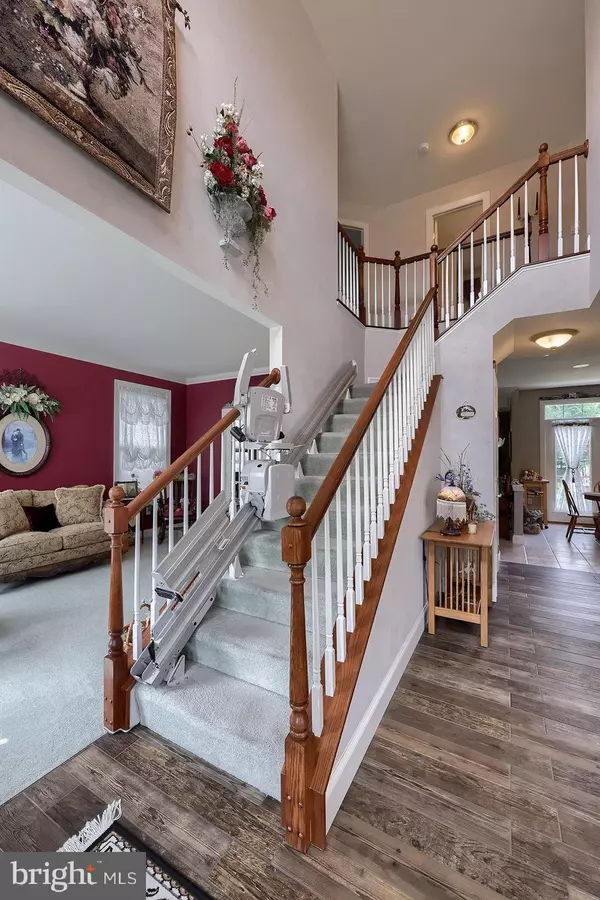 Wernersville, PA 19565,384 MOUNTAIN BLVD