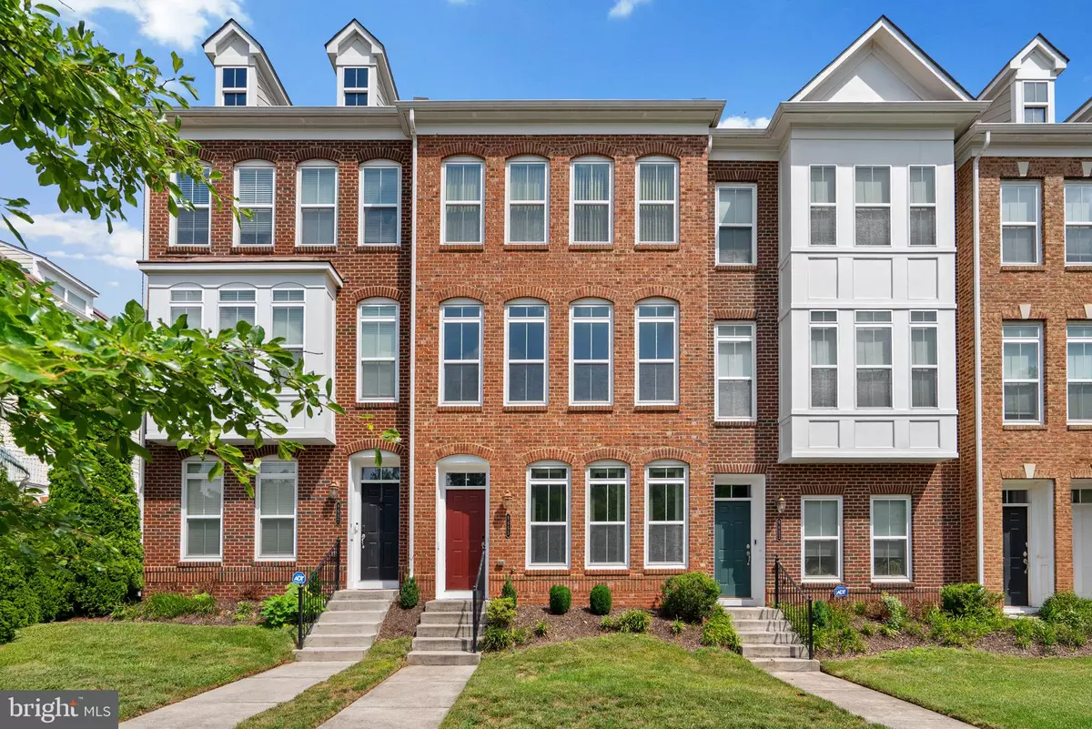 Fairfax, VA 22031,9655 PULLMAN PL