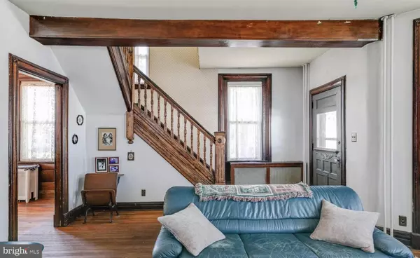 Folsom, PA 19033,131 MILMONT AVE