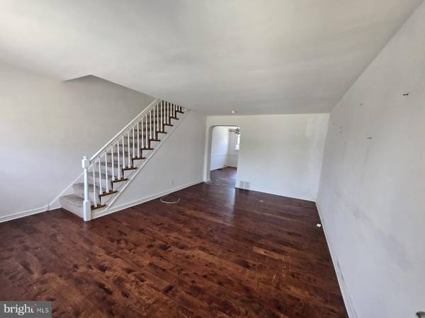 Philadelphia, PA 19150,8502 TEMPLE RD