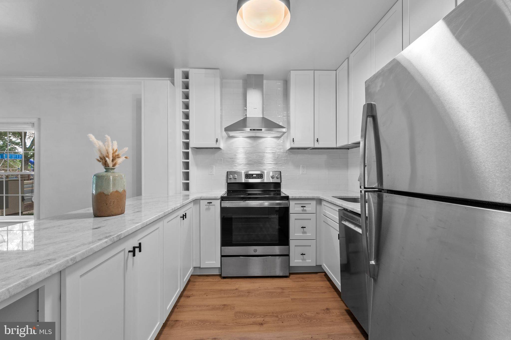Arlington, VA 22201,2504 FAIRFAX DR #9A