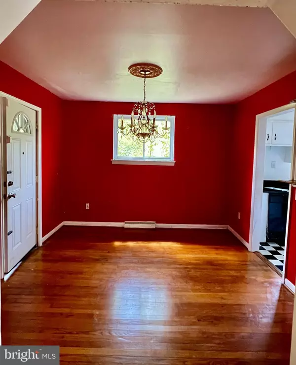 Suitland, MD 20746,5001 BRIDGEPORT DR