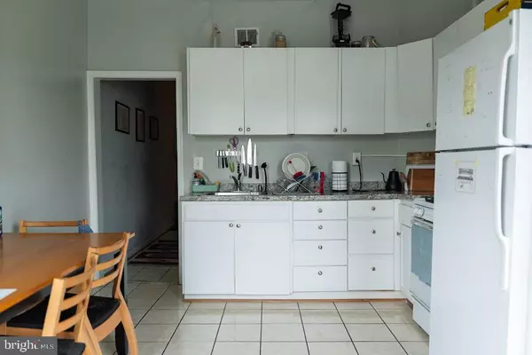 Baltimore, MD 21218,307 E 25TH ST #APARTMENT 2