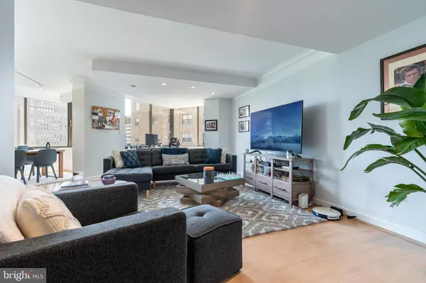 Philadelphia, PA 19103,202-10 W RITTENHOUSE SQ #1108