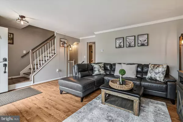 Sterling, VA 20165,4 MILLARD CT