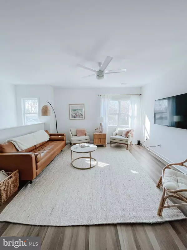 Colonial Beach, VA 22443,308 DOUGLAS AVE
