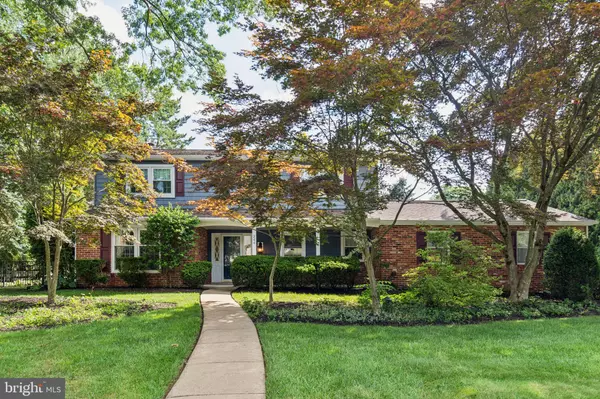 244 COACHLIGHT TER, Huntingdon Valley, PA 19006