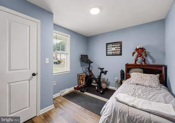 Runnemede, NJ 08078,411 HILL AVE