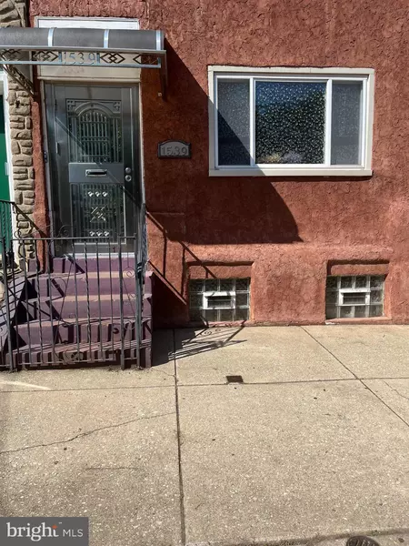 1539 W THOMPSON ST, Philadelphia, PA 19121