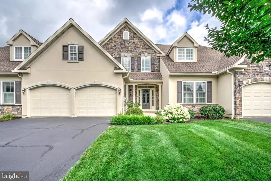 802 HUNTINGTON PL, Lancaster, PA 17601
