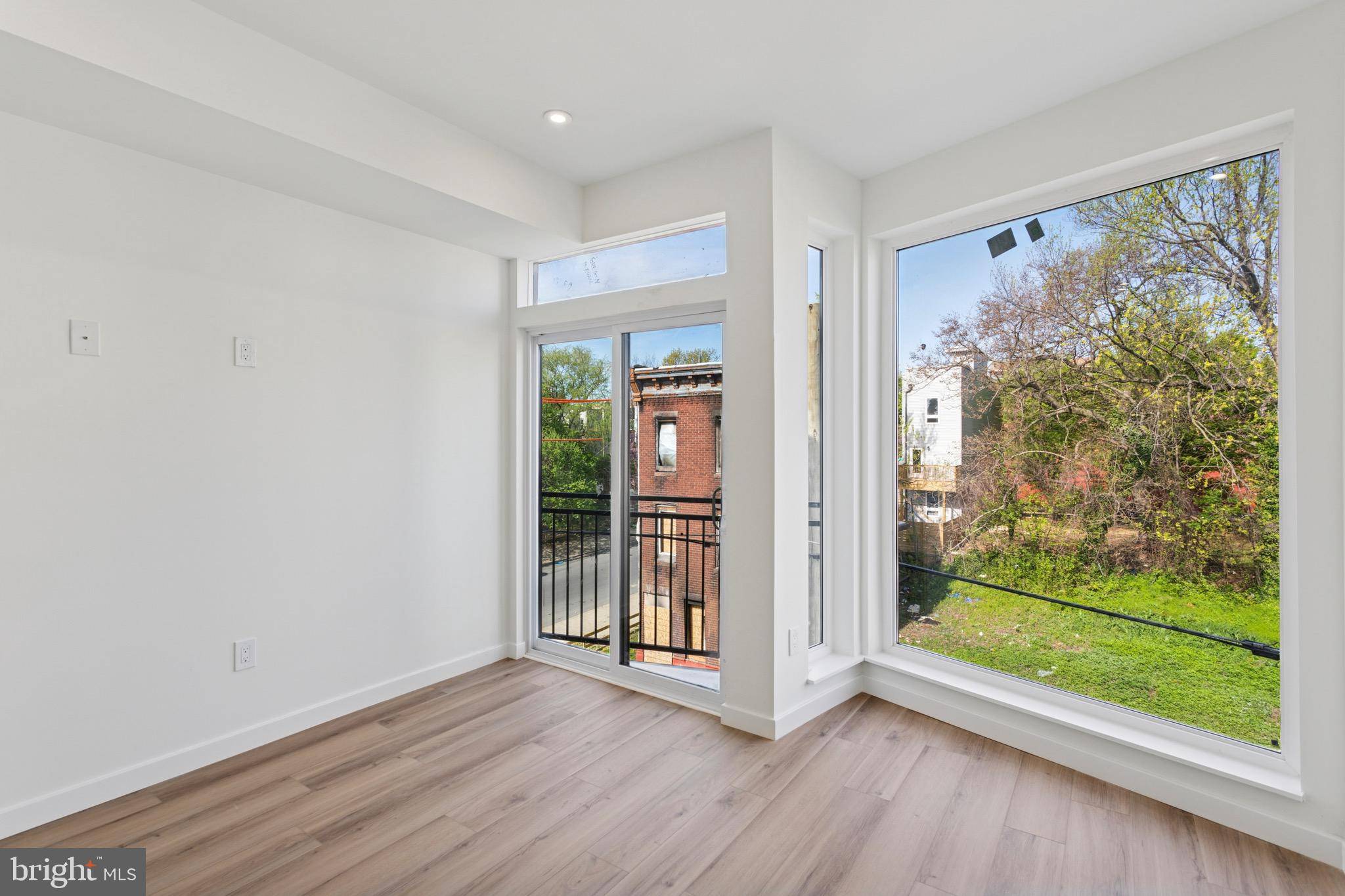 Philadelphia, PA 19133,2209 N FRANKLIN ST