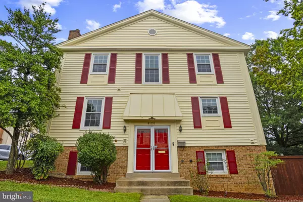 8120 SLEEPY VIEW LN, Springfield, VA 22153