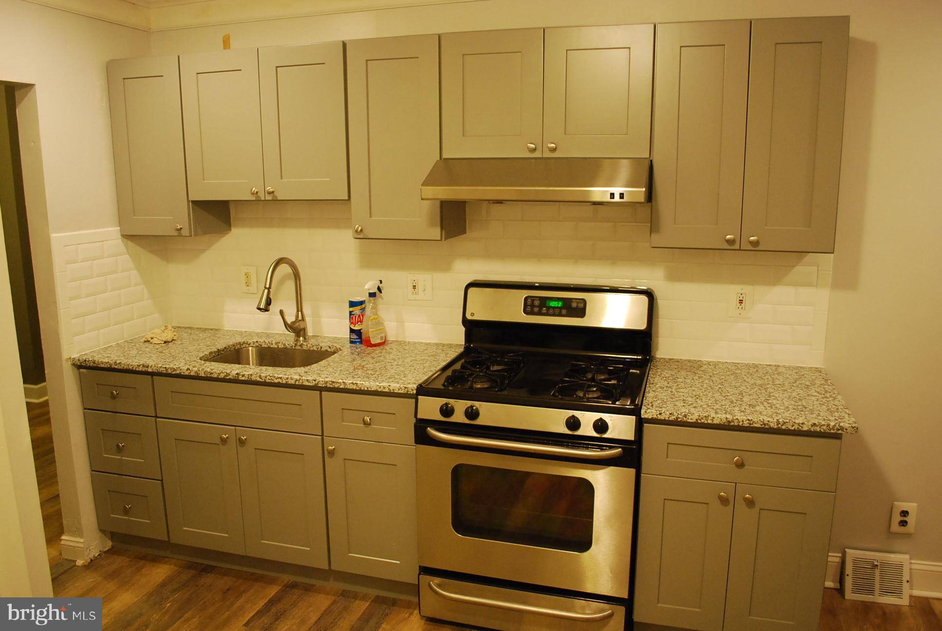 1426 S 15TH ST, Philadelphia, PA 19146