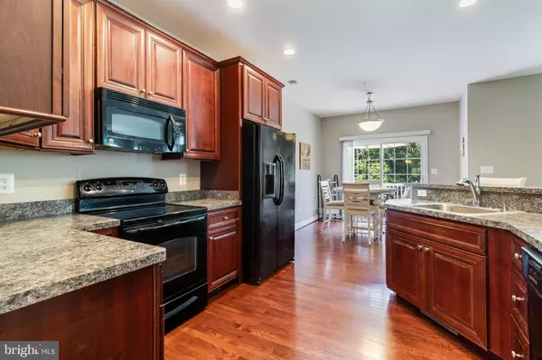 Hughesville, MD 20637,6860 DESALES PL