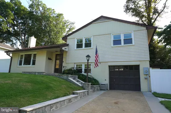 7425 FLORA ST, Springfield, VA 22150