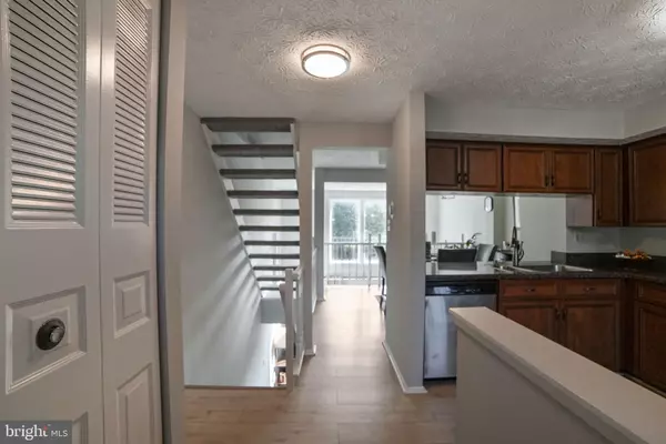 Silver Spring, MD 20904,3650 CASTLE #111-12