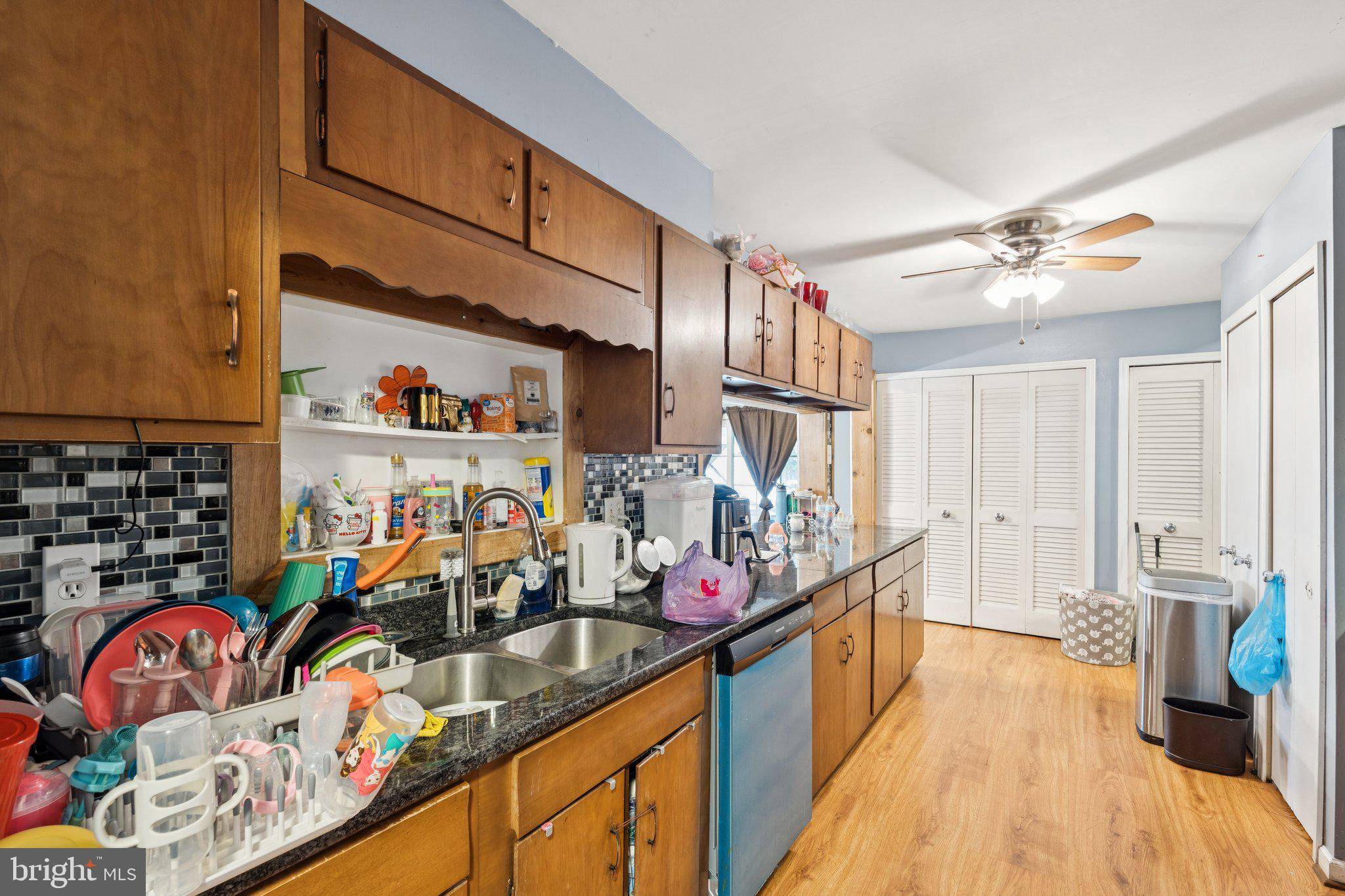 Sterling, VA 20164,805 N YORK RD