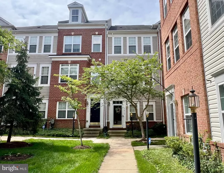 5613 HARTFIELD AVE, Suitland, MD 20746