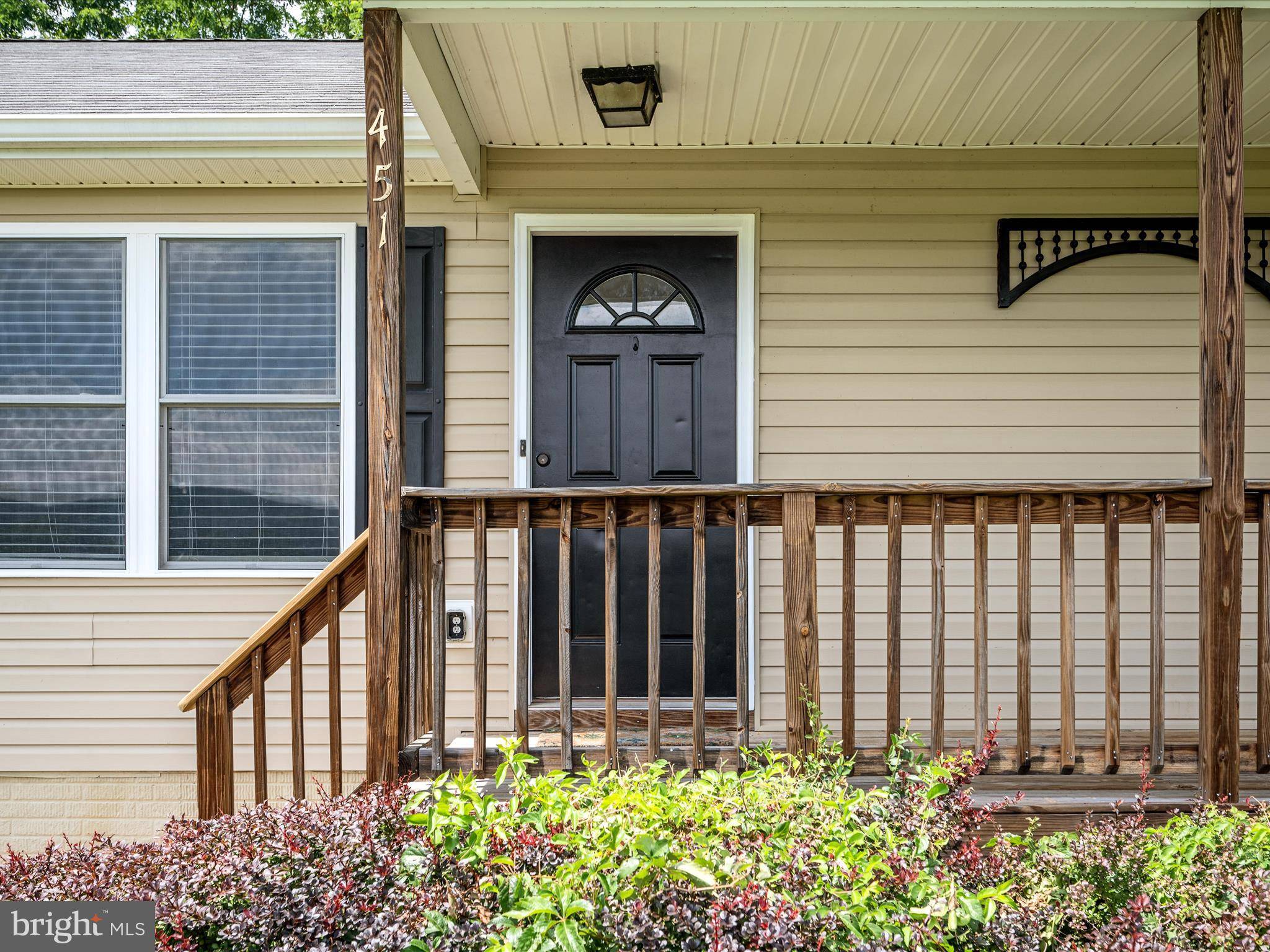 Woodstock, VA 22664,451 N SUMMIT AVE