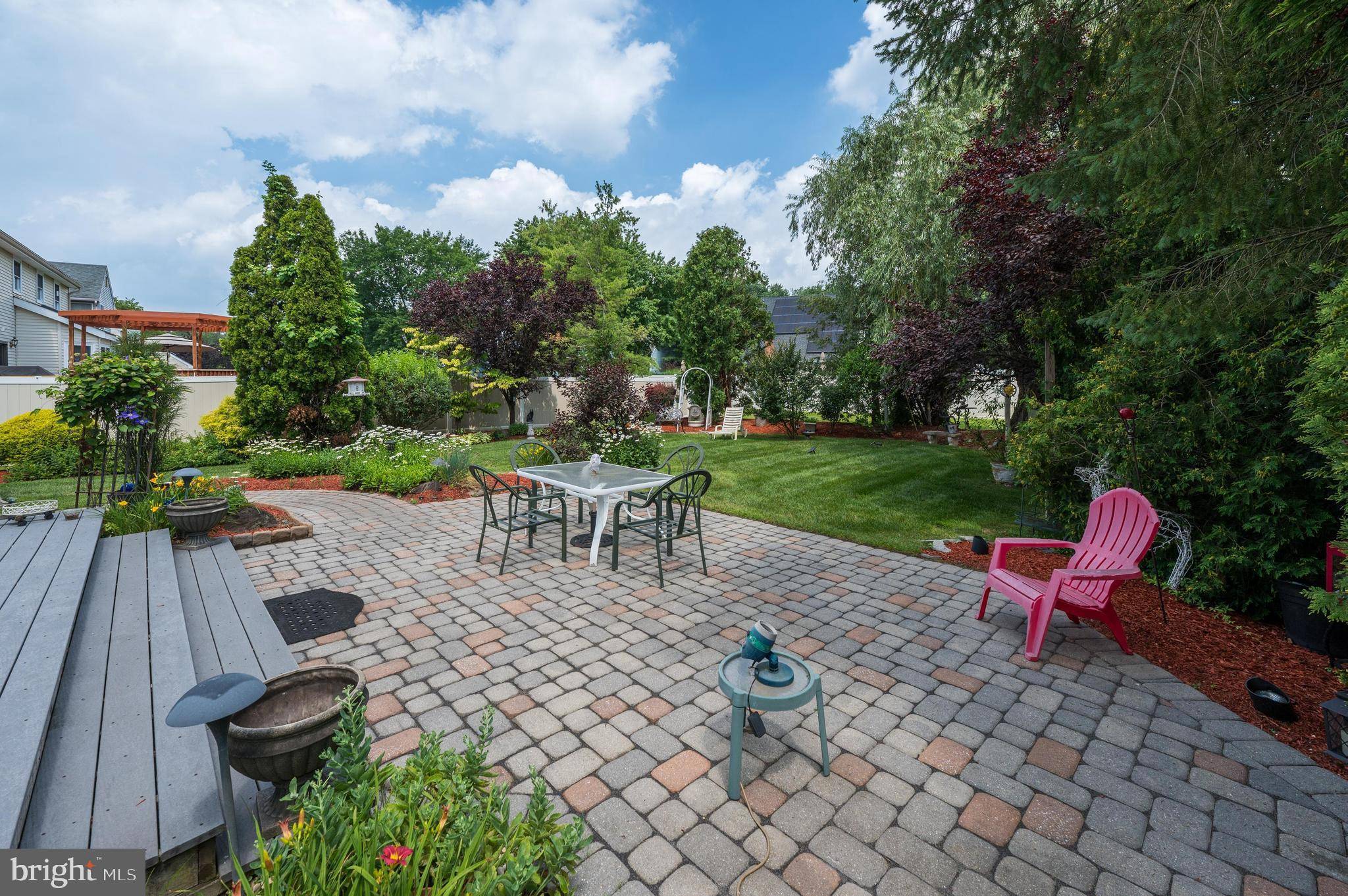 Mount Laurel, NJ 08054,7 EDINBURGH LN