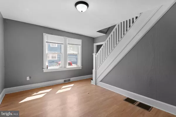 Paulsboro, NJ 08066,26 E ADAMS ST