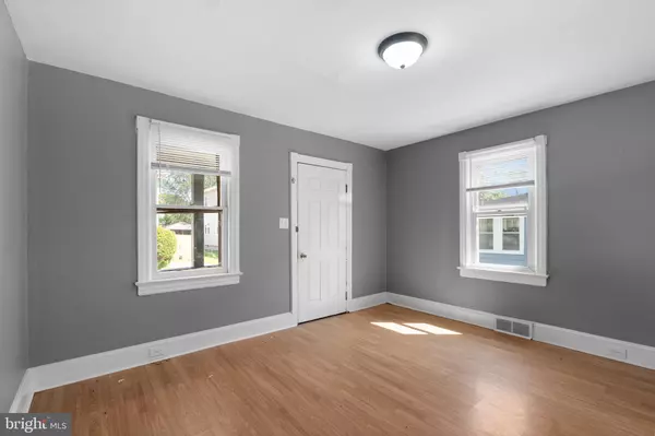 Paulsboro, NJ 08066,26 E ADAMS ST