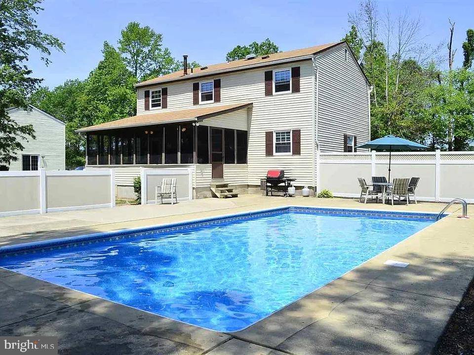 Hammonton, NJ 08037,420 SPRING RD