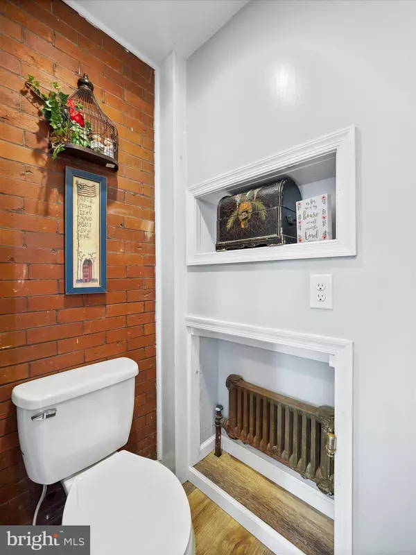 Chambersburg, PA 17201,49 W COMMERCE STREET