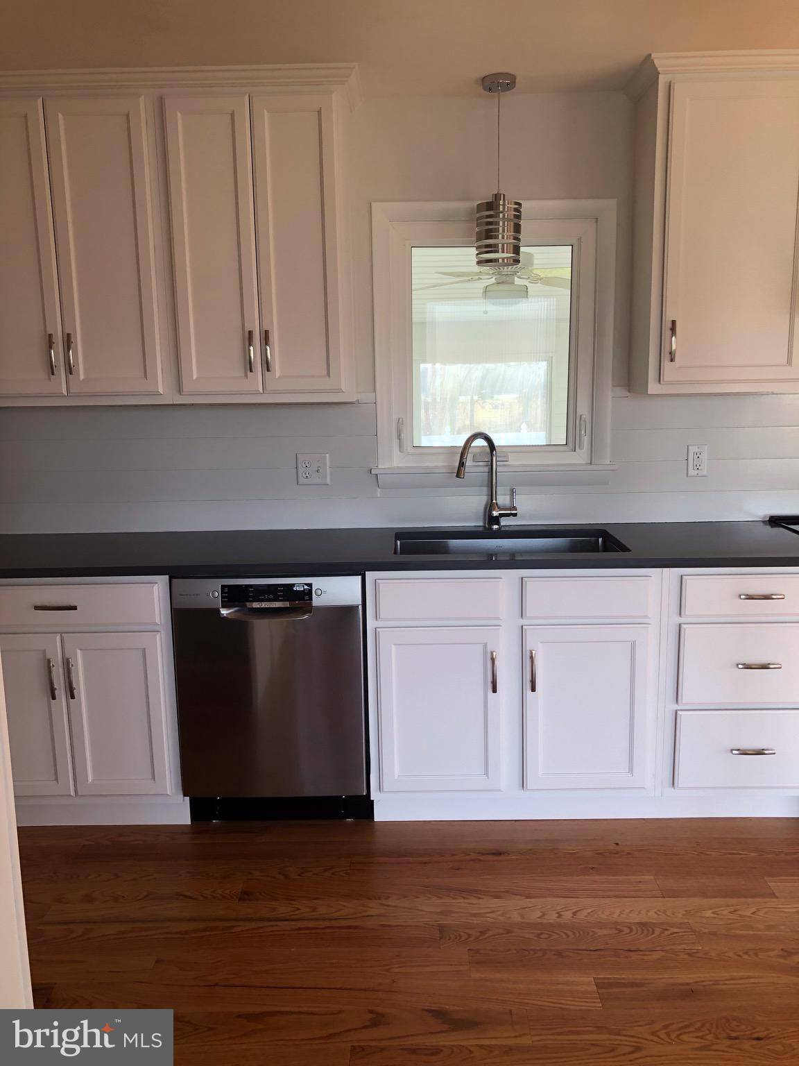 Hummelstown, PA 17036,273 DOGWOOD DR