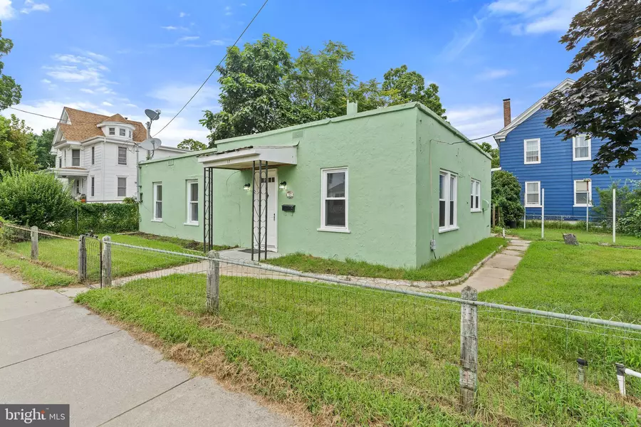 17-19 S 5TH ST S, Millville, NJ 08332