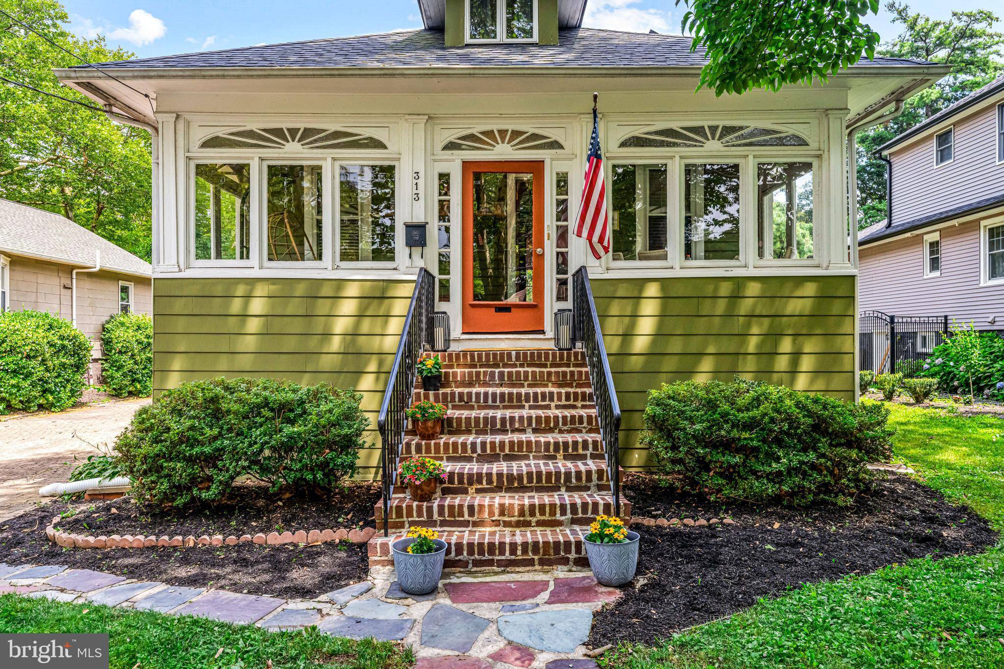 Moorestown, NJ 08057,313 FAIRVIEW AVE