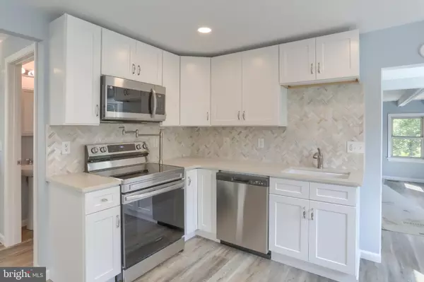Hummelstown, PA 17036,218 N RAILROAD ST